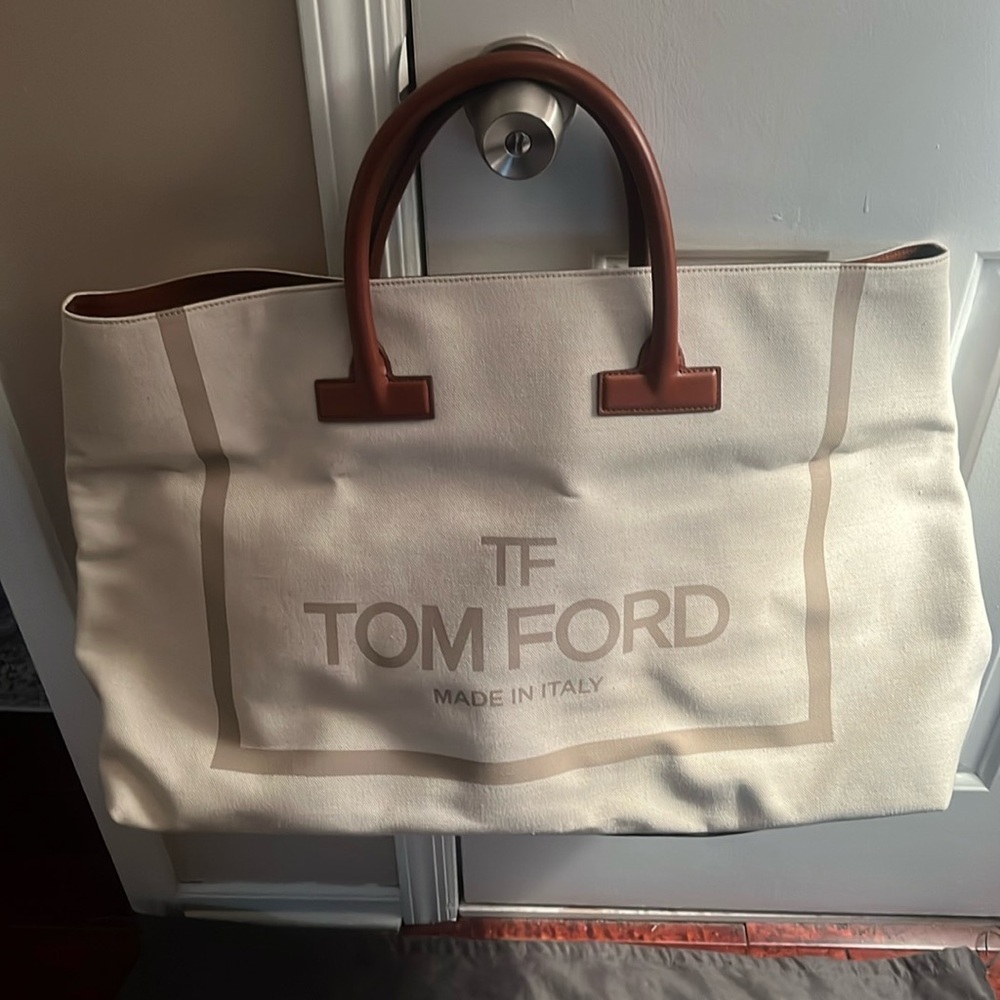 Large brand new never used Tom Ford bag.